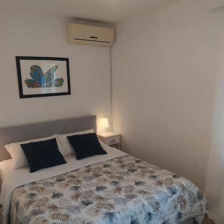 Apartment & Rooms Poppy Rose Zadar Buitenkant foto