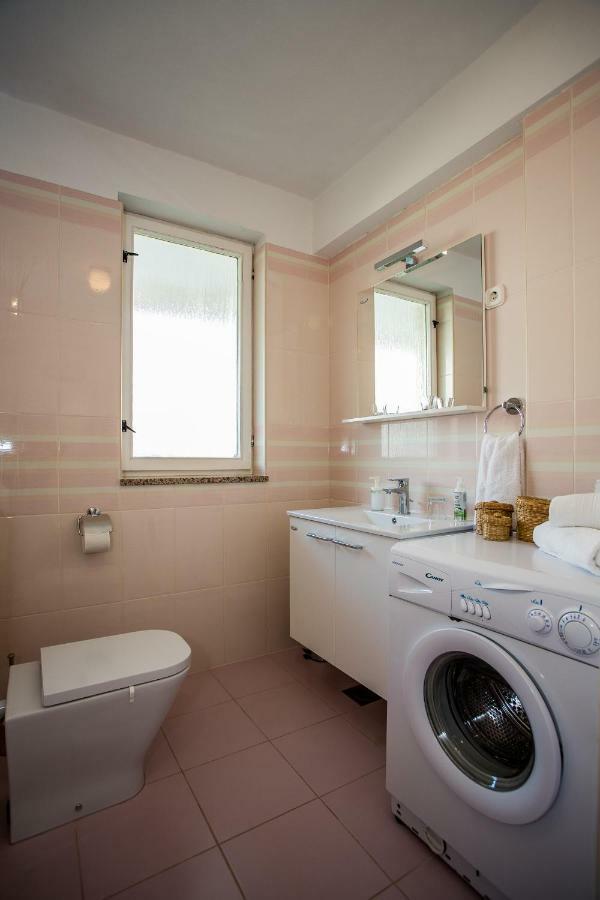 Apartment & Rooms Poppy Rose Zadar Buitenkant foto
