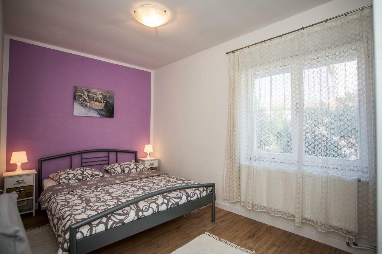 Apartment & Rooms Poppy Rose Zadar Buitenkant foto